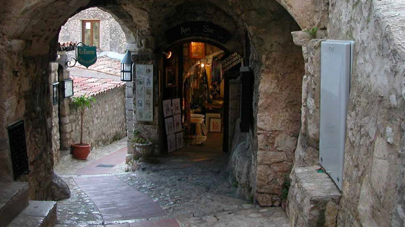 Eze